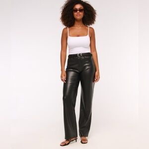 Abercrombie & Fitch Curve Love High Rise 90s Relaxed Vegan Leather Pant 18 Short